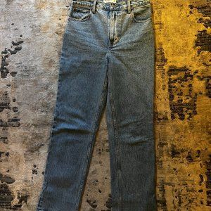 Abercrombie & Fitch Ultra High Rise 90s Straight, Size 28